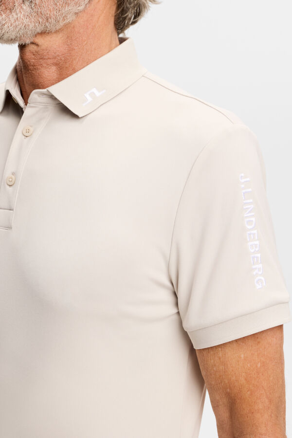 Tour Tech Slim Fit Polo / Moonbeam
