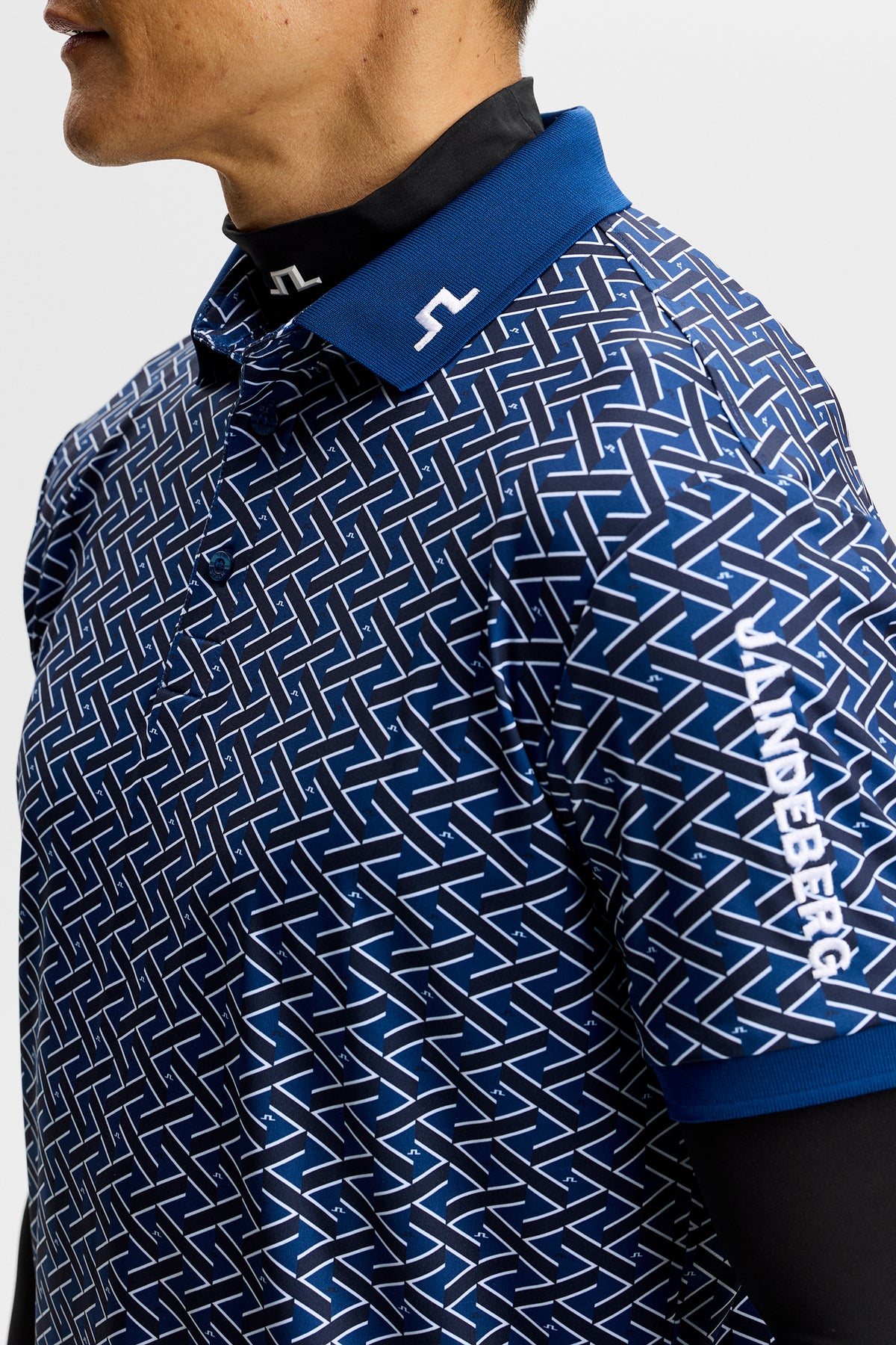 Tour Tech Print Polo in Ladder Estate Navy S by J.Lindeberg