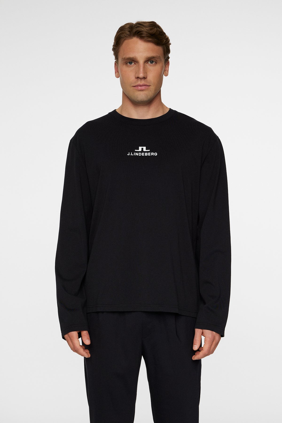 Cale Logo Longsleeve T-shirt in Black by J.Lindeberg