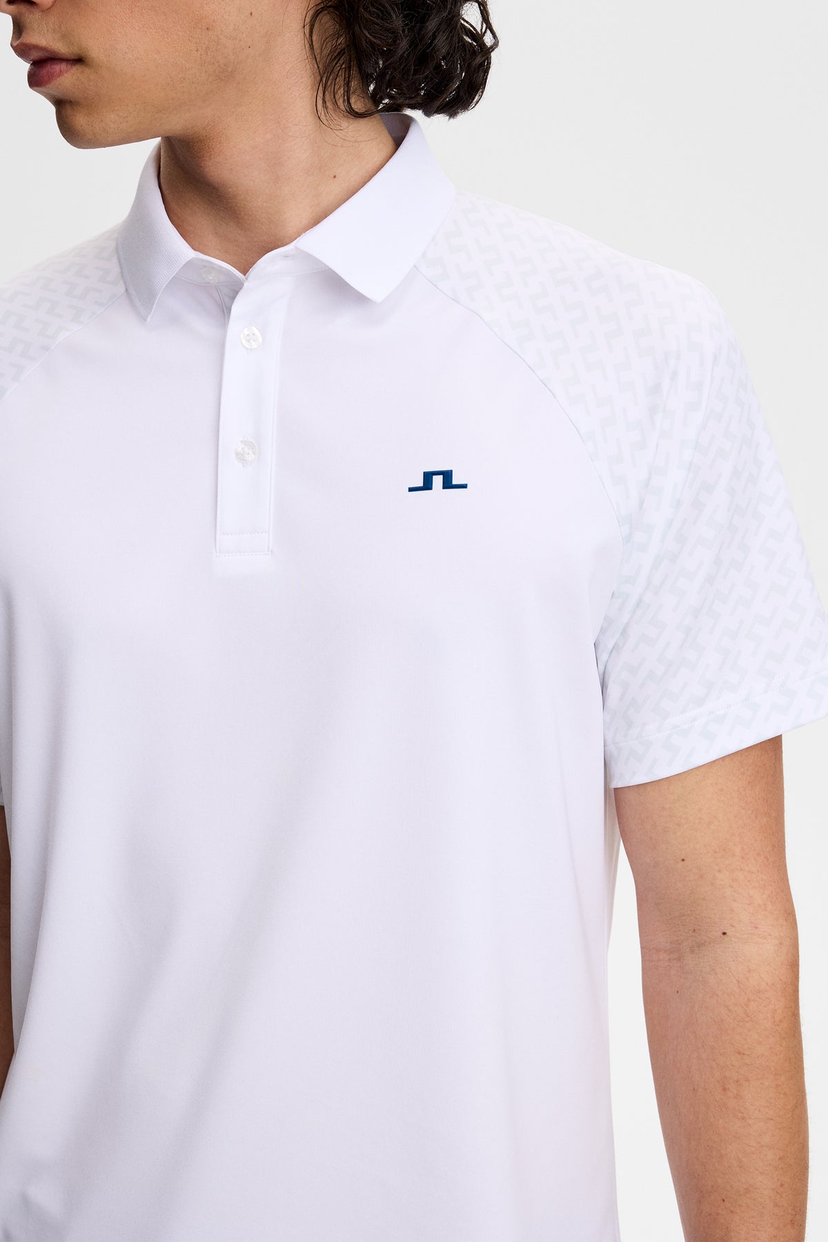 Tucker Polo in Bias Bridge Tonal White M by J.Lindeberg