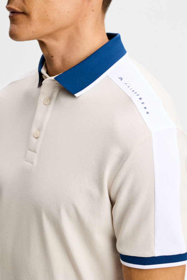 Jace Polo / Moonbeam