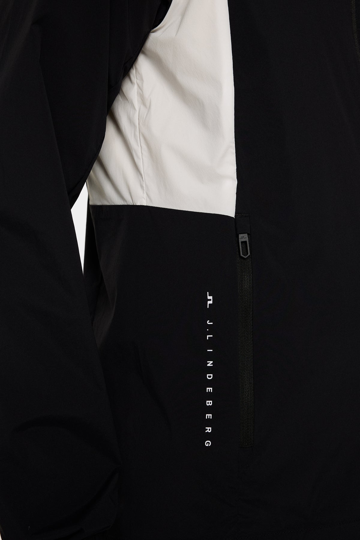 Jacs Zip Jacket in Black by J.Lindeberg