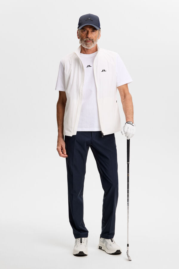 Ash Light Packable Vest / White