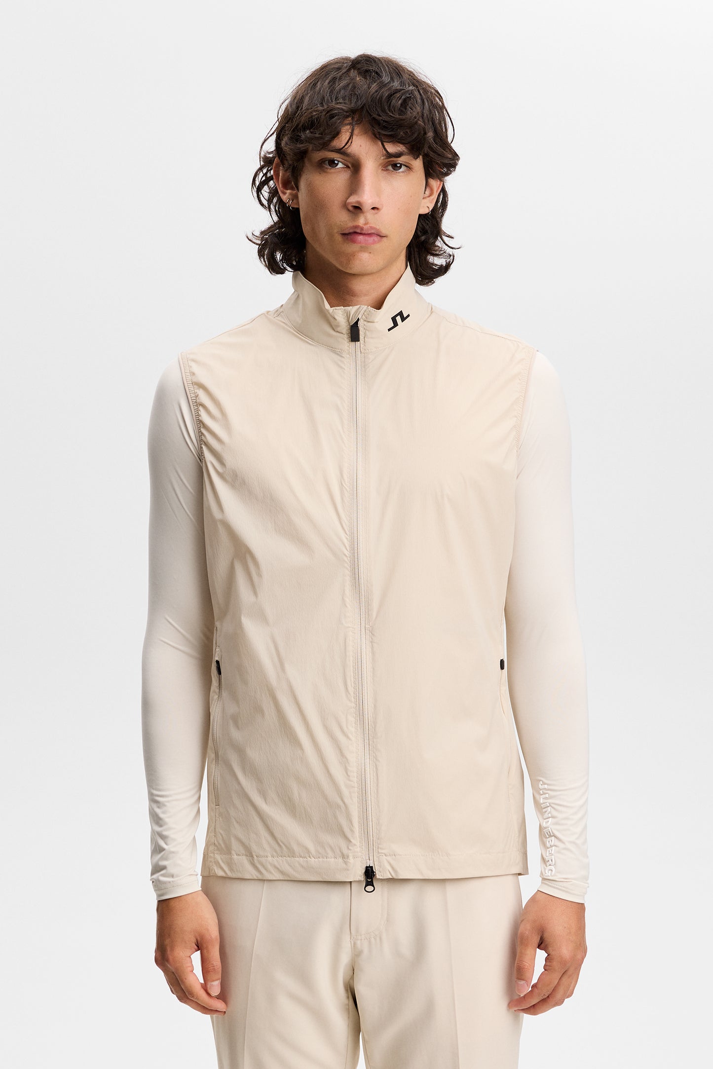 Tour Tech Packable Vest in Moonbeam by J.Lindeberg