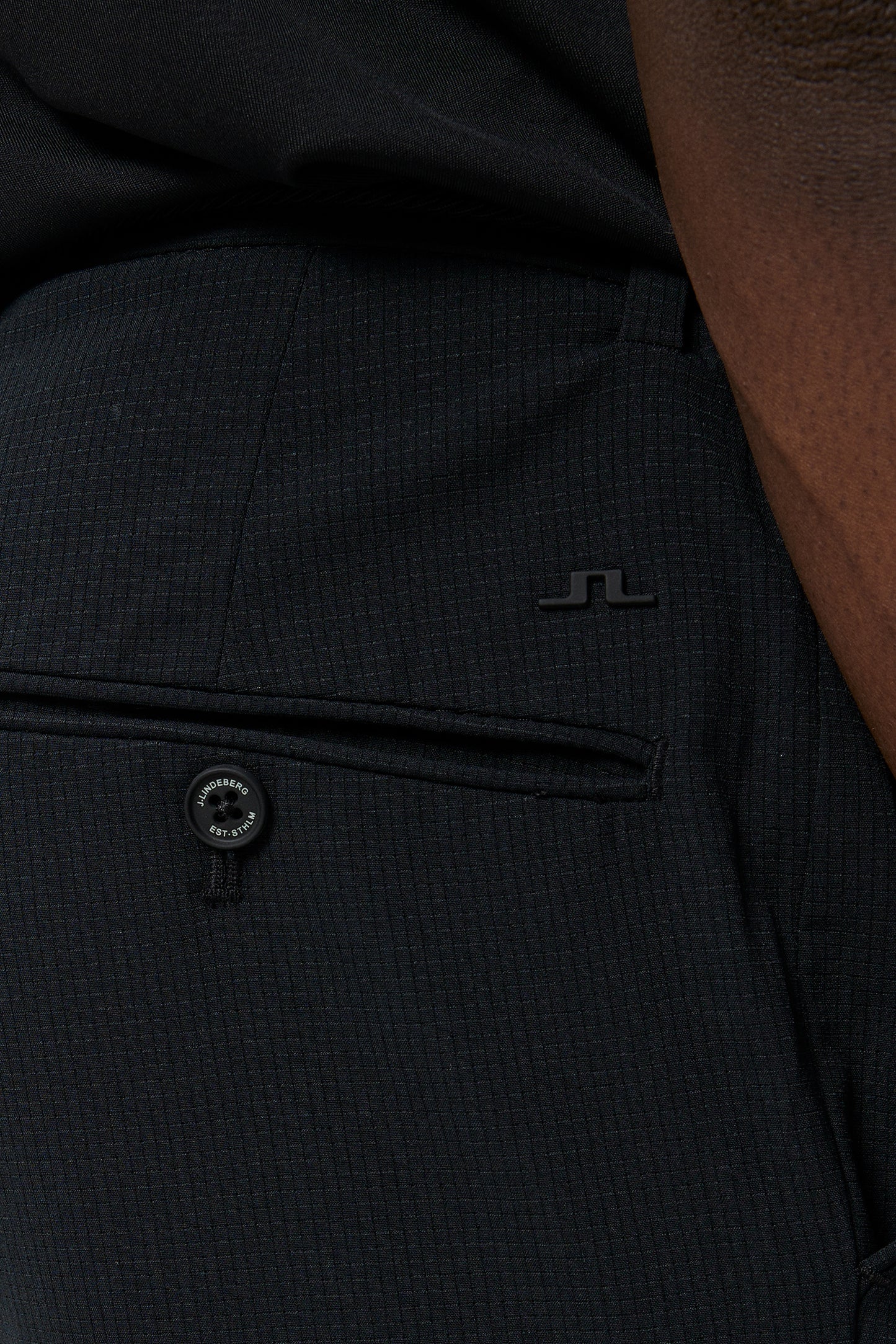 Vent Tight Golf Shorts in Black by J.Lindeberg