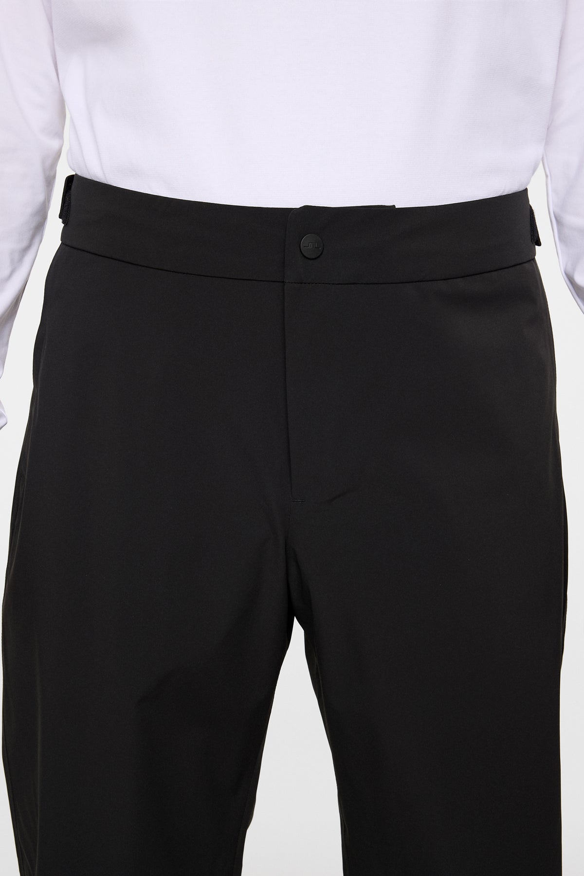 Mateo Pant in Black by J.Lindeberg