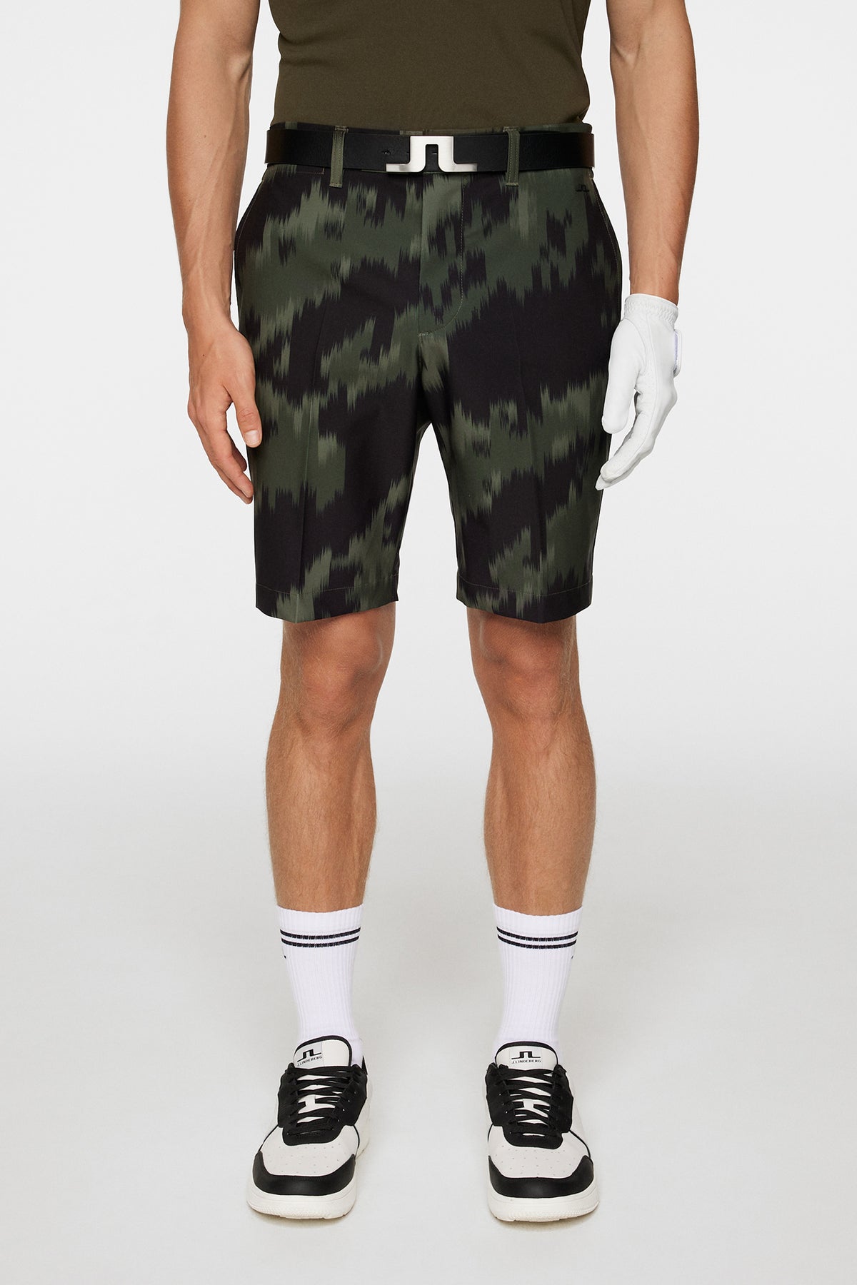 Eloy Print Shorts in Warp Forest L by J.Lindeberg