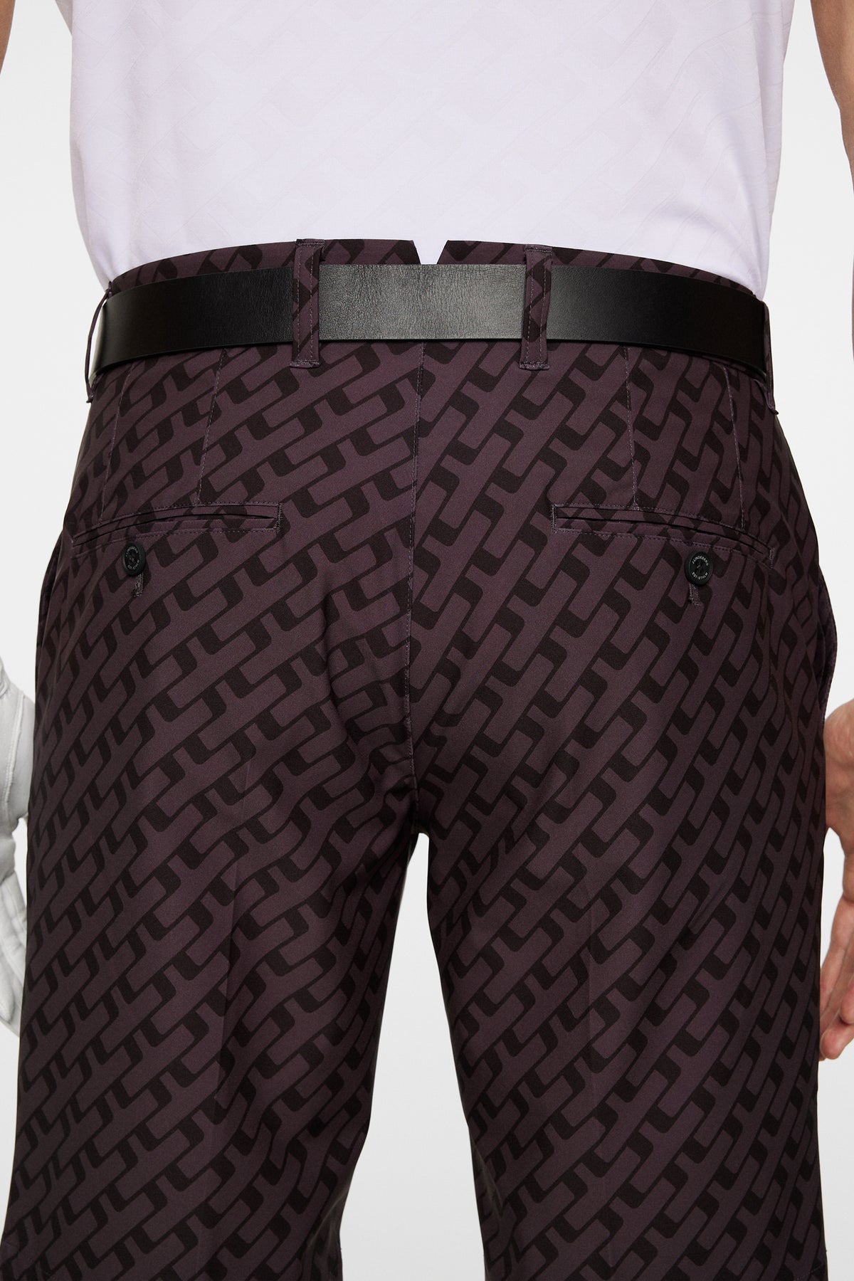 Eloy Print Shorts in Tour Geo Tonal Black M by J.Lindeberg