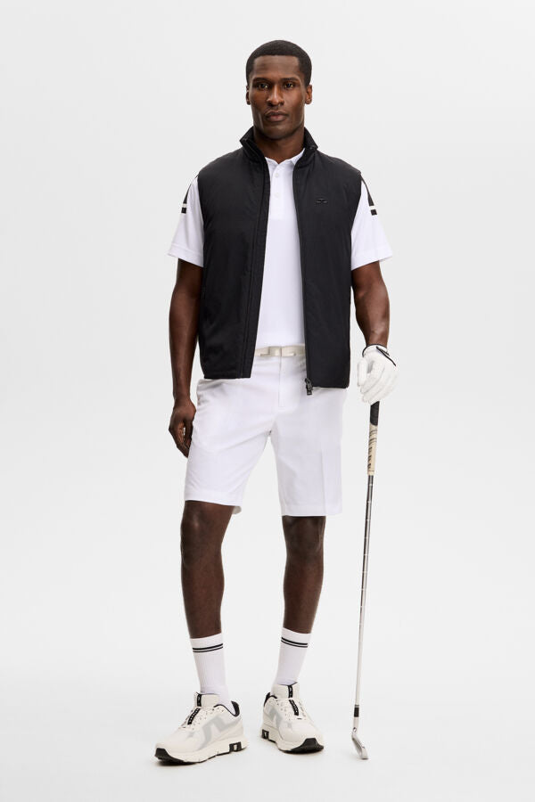 Vent Shorts / White