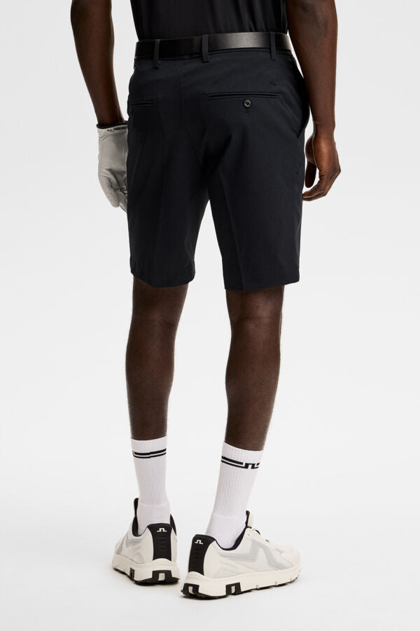Vent Shorts | Golf Shorts | J.LINDEBERG®