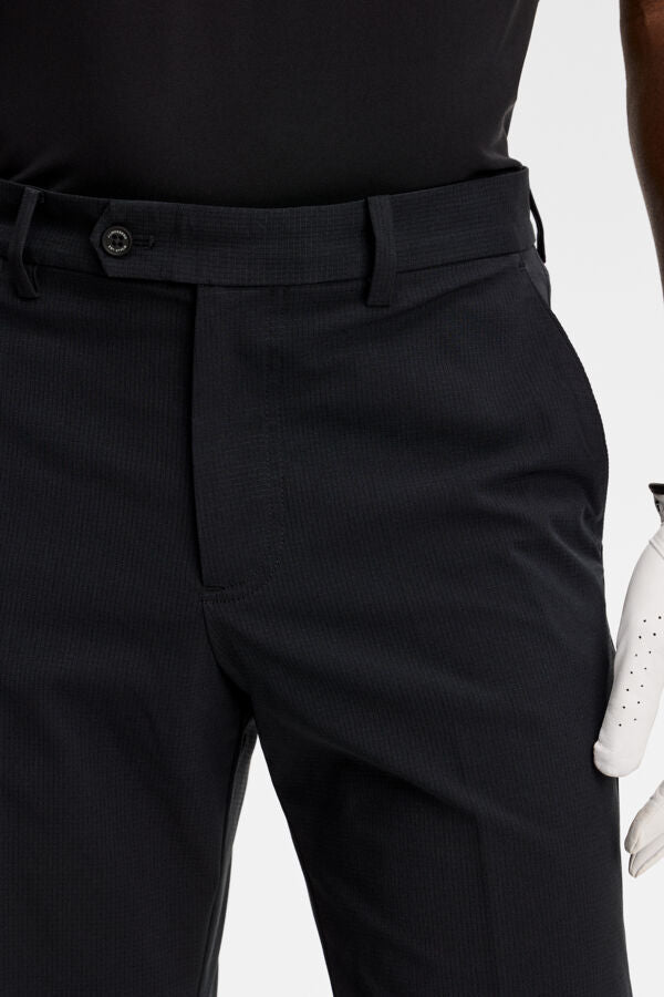Vent Shorts / Black