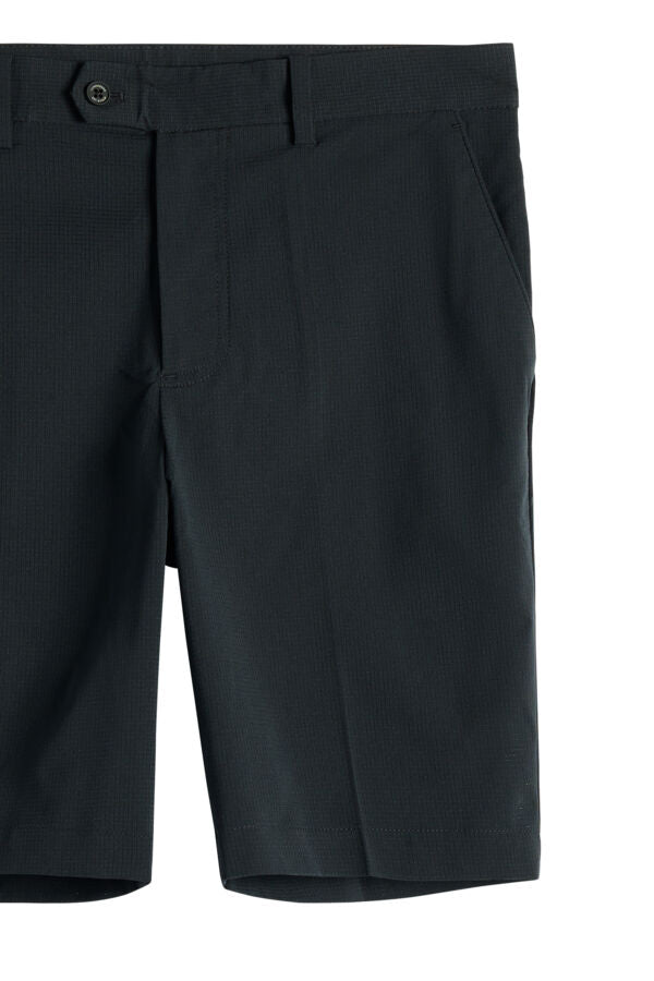 Vent Shorts | Golf Shorts | J.LINDEBERG®
