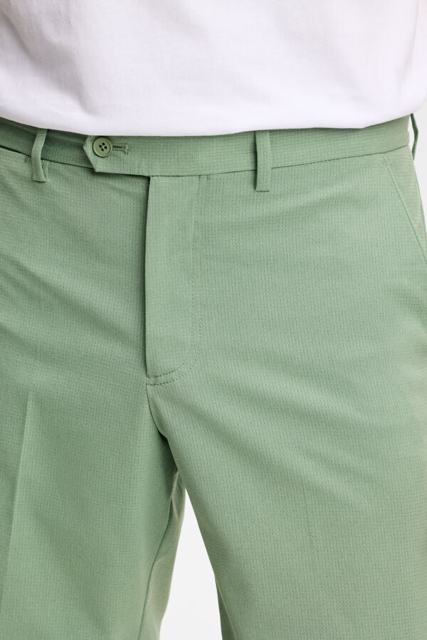 Vent Shorts / Hedge Green