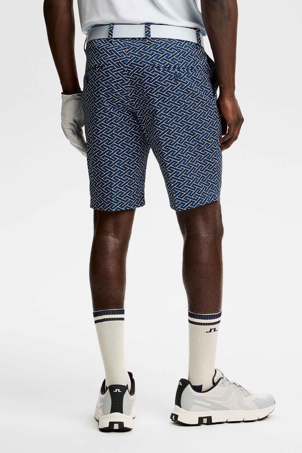 Vent Print Shorts in Ladder Estate Navy S by J.Lindeberg