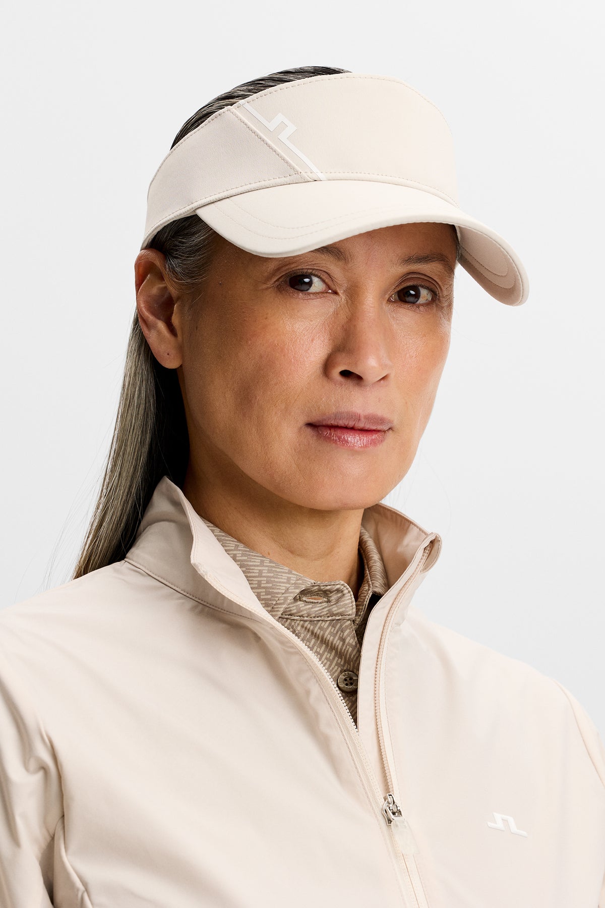 Yaden Visor in Moonbeam by J.Lindeberg