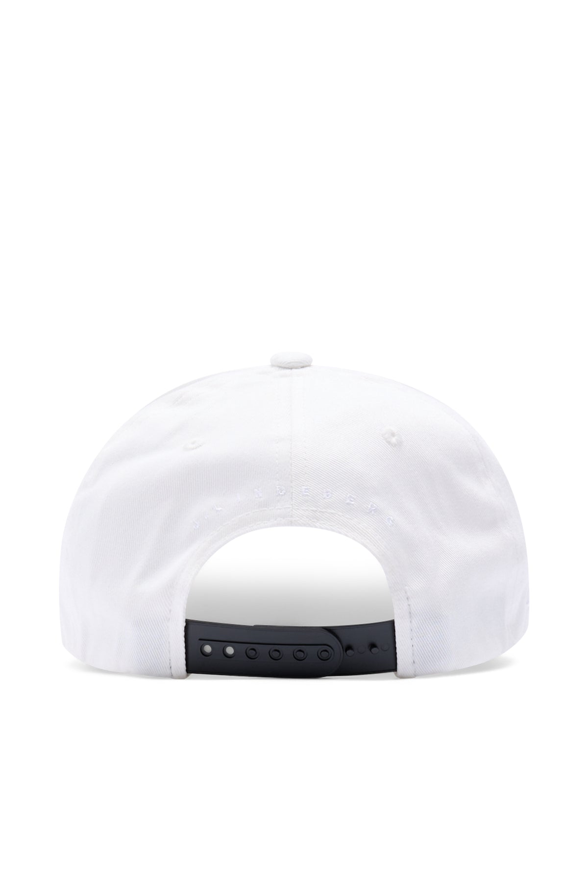 Heath Cap in White by J.Lindeberg