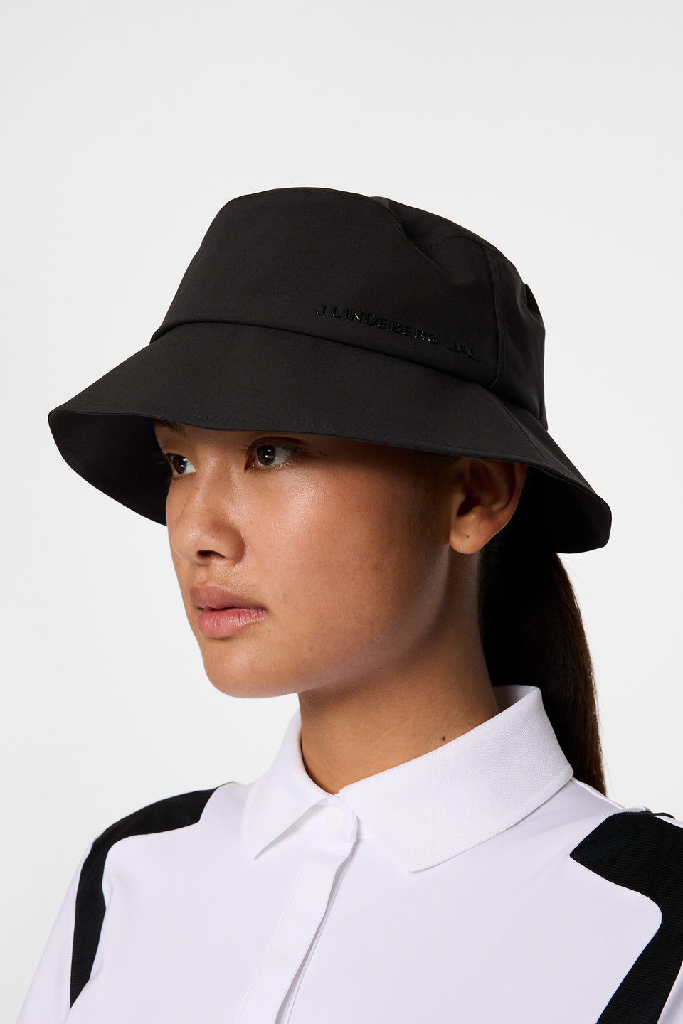 Sade Rain Bucket Hat / Black