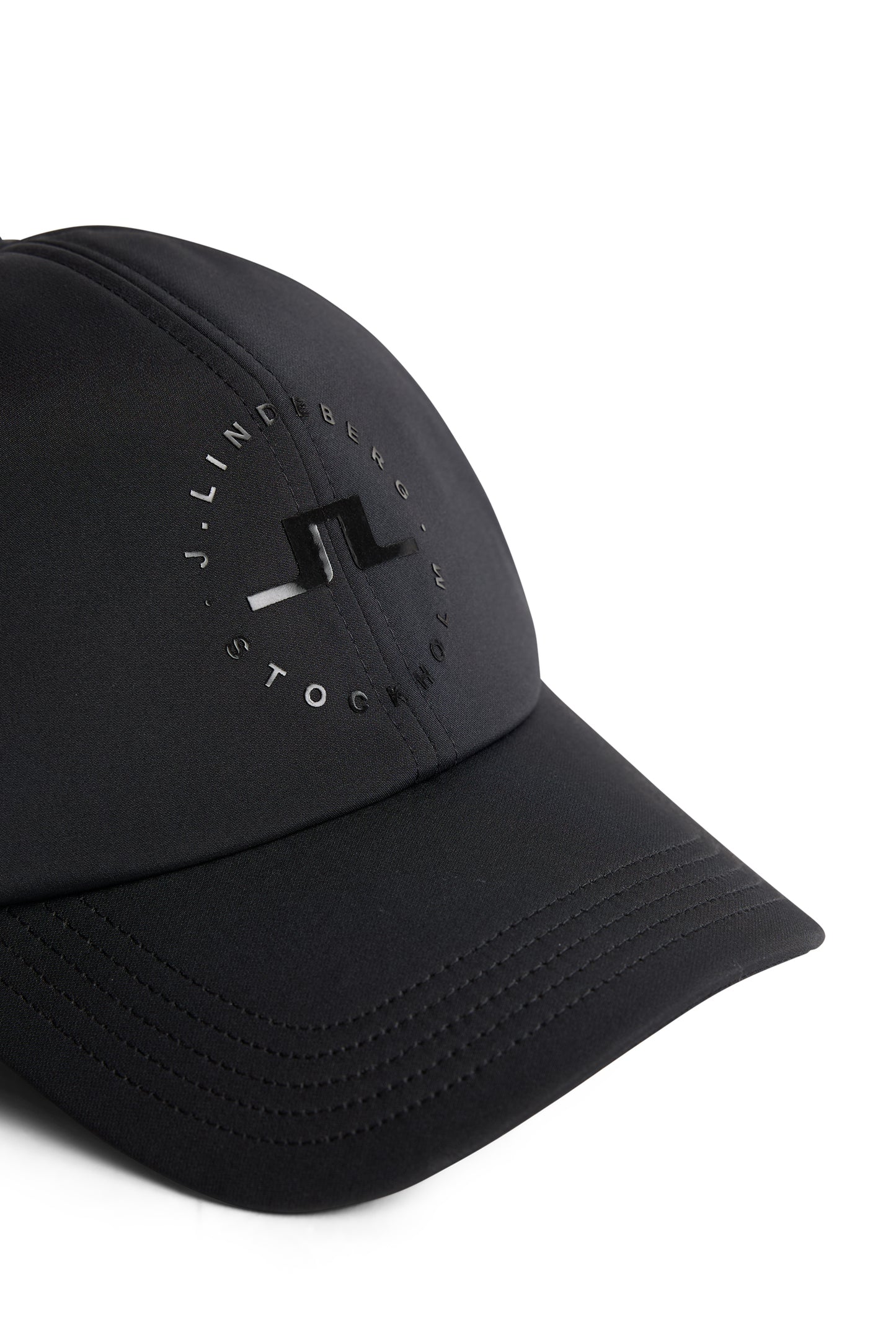 Shift cap in Black by J.Lindeberg