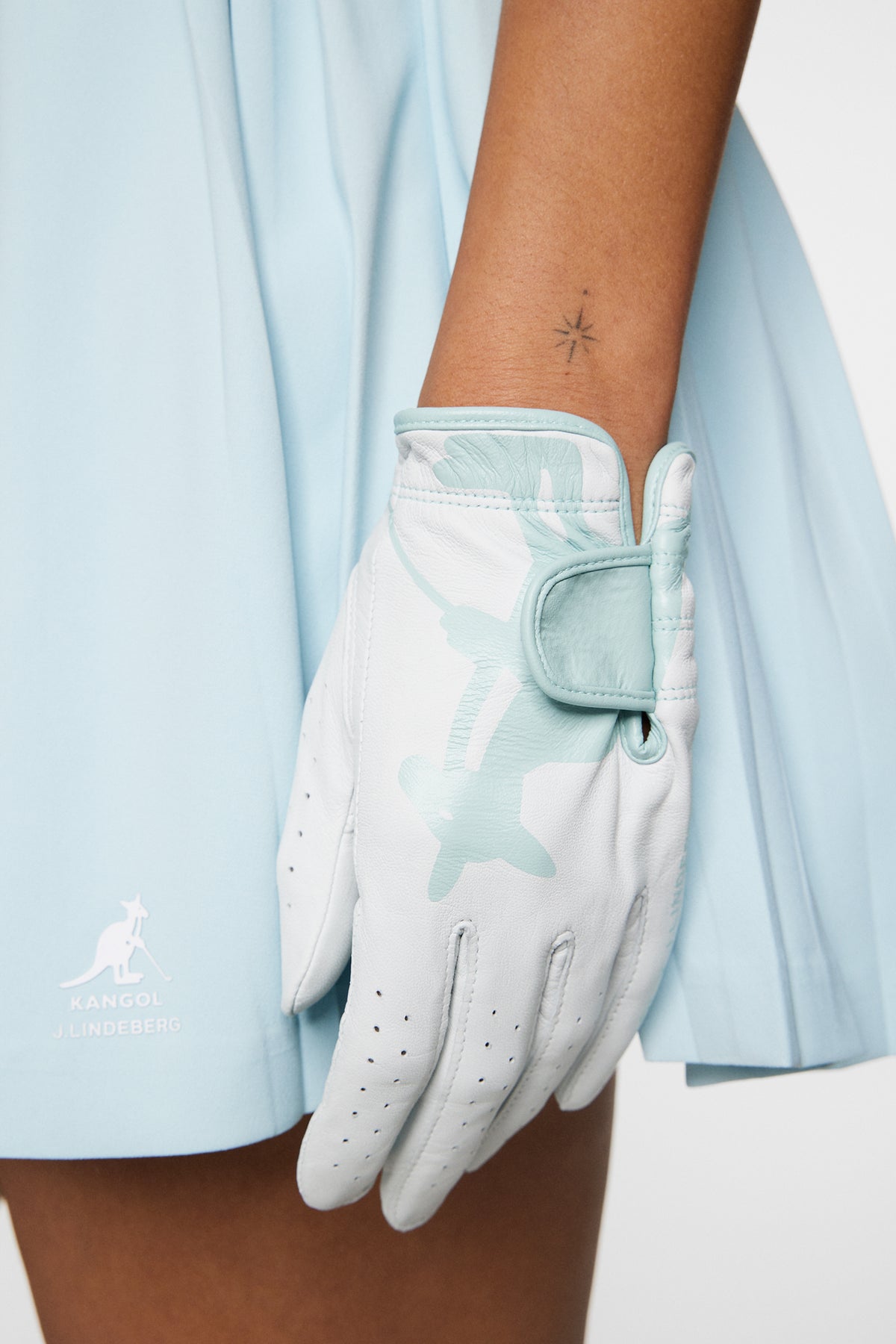 Rudy Golf Glove in White by J.Lindeberg