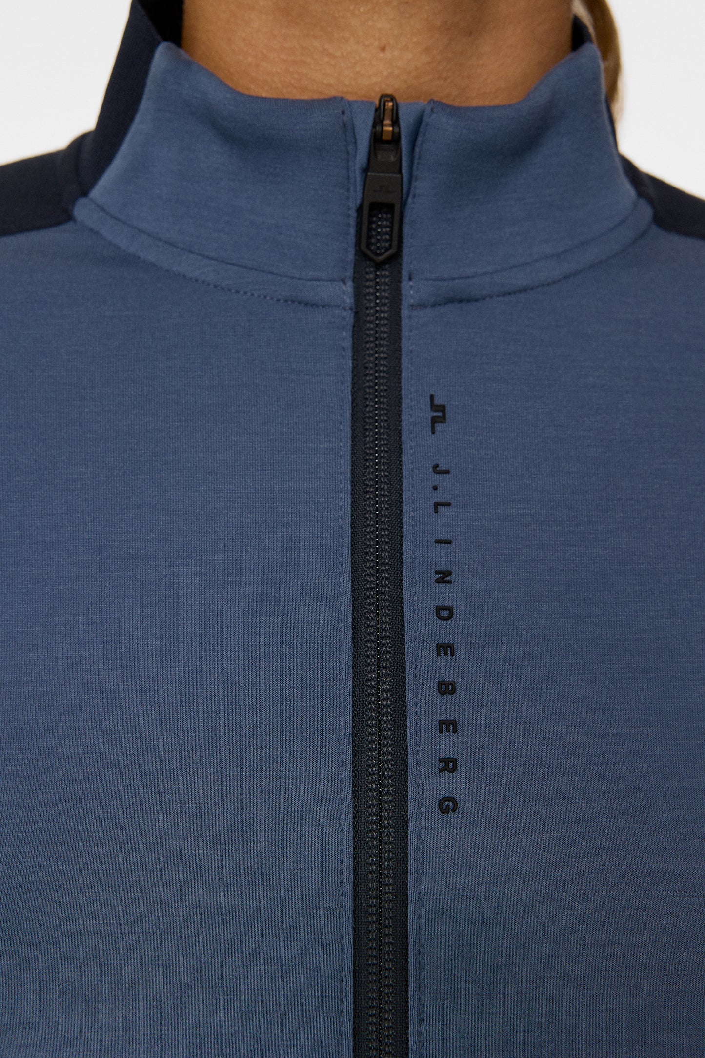 Nami Zip Mid Layer in JL Navy by J.Lindeberg
