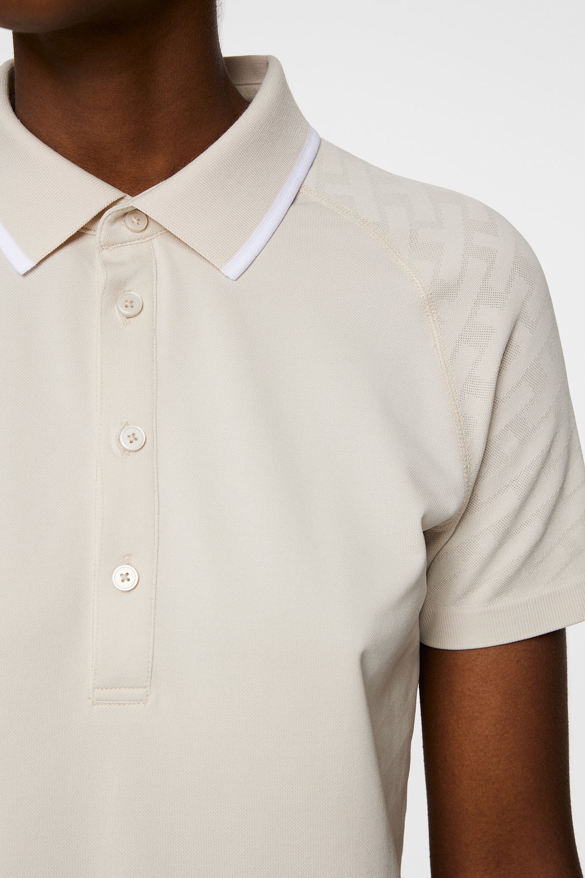 Baily seamless Polo in Tour Geo Jacquard Moonbeam M by J.Lindeberg