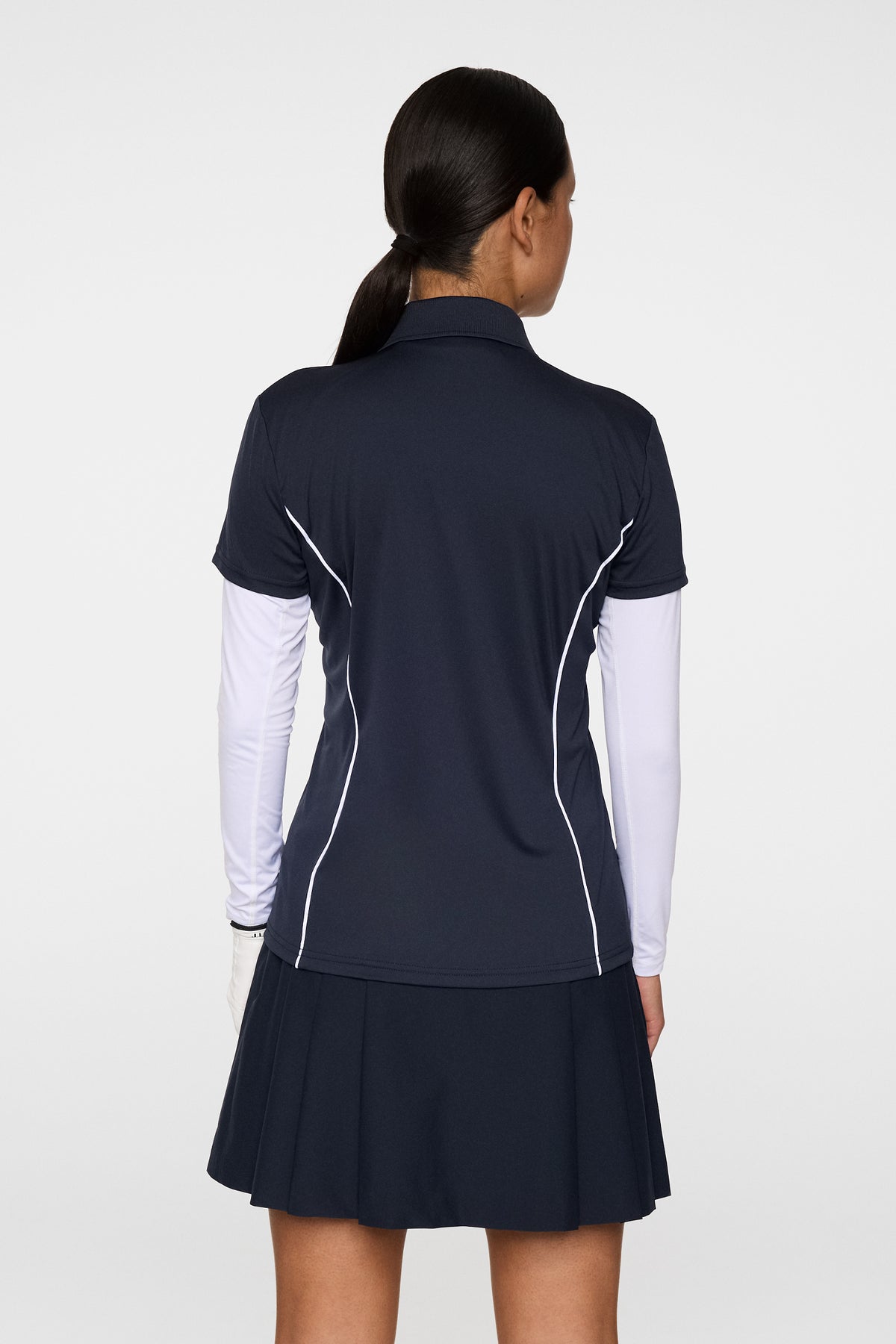 Leyla Polo in JL Navy by J.Lindeberg