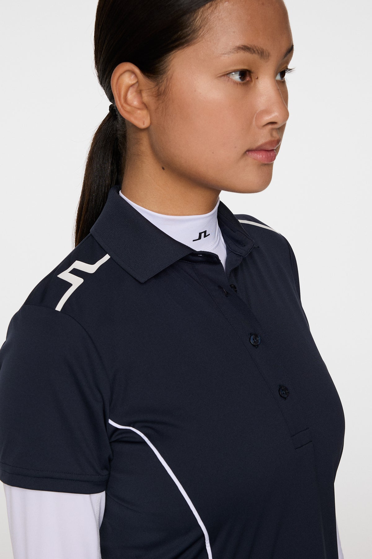 Leyla Polo in JL Navy by J.Lindeberg