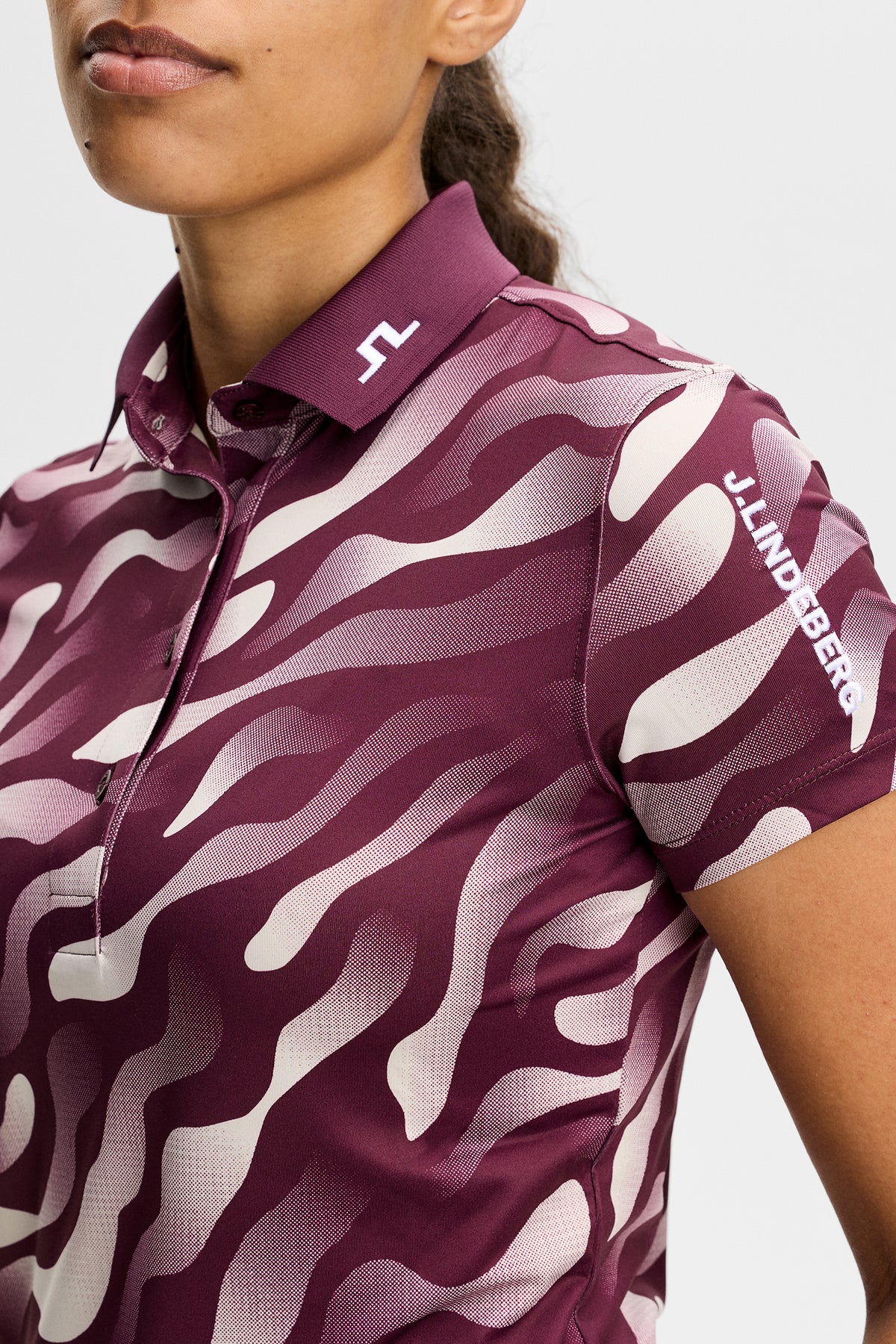 Tour Tech Print Polo in Bunker Fade Winetasting Moon M by J.Lindeberg