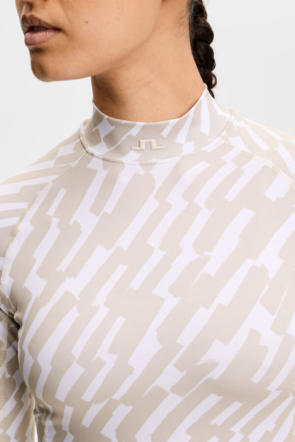 Ella Print Compression Top / Oak Island Fossil M