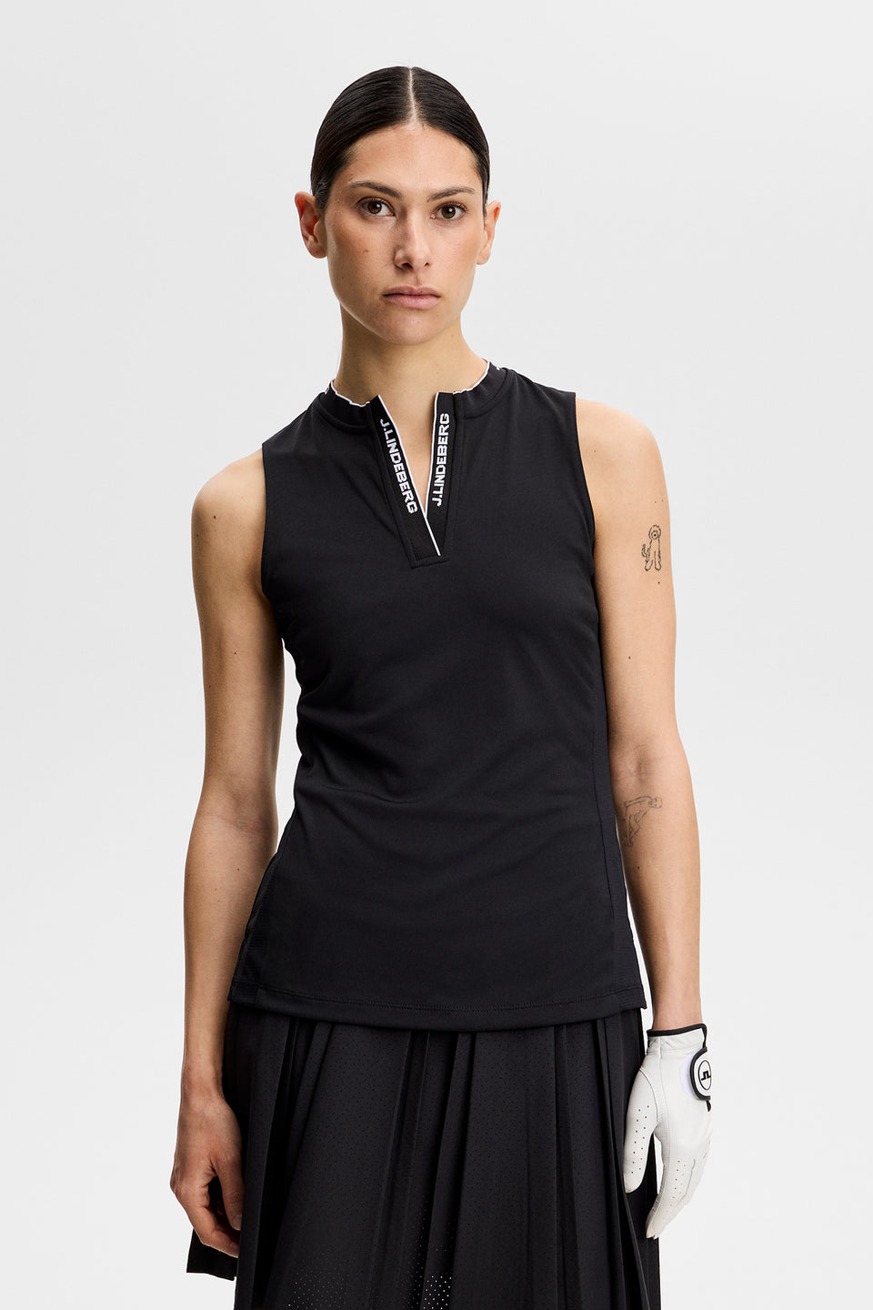 Leya Sleeveless Top / Black