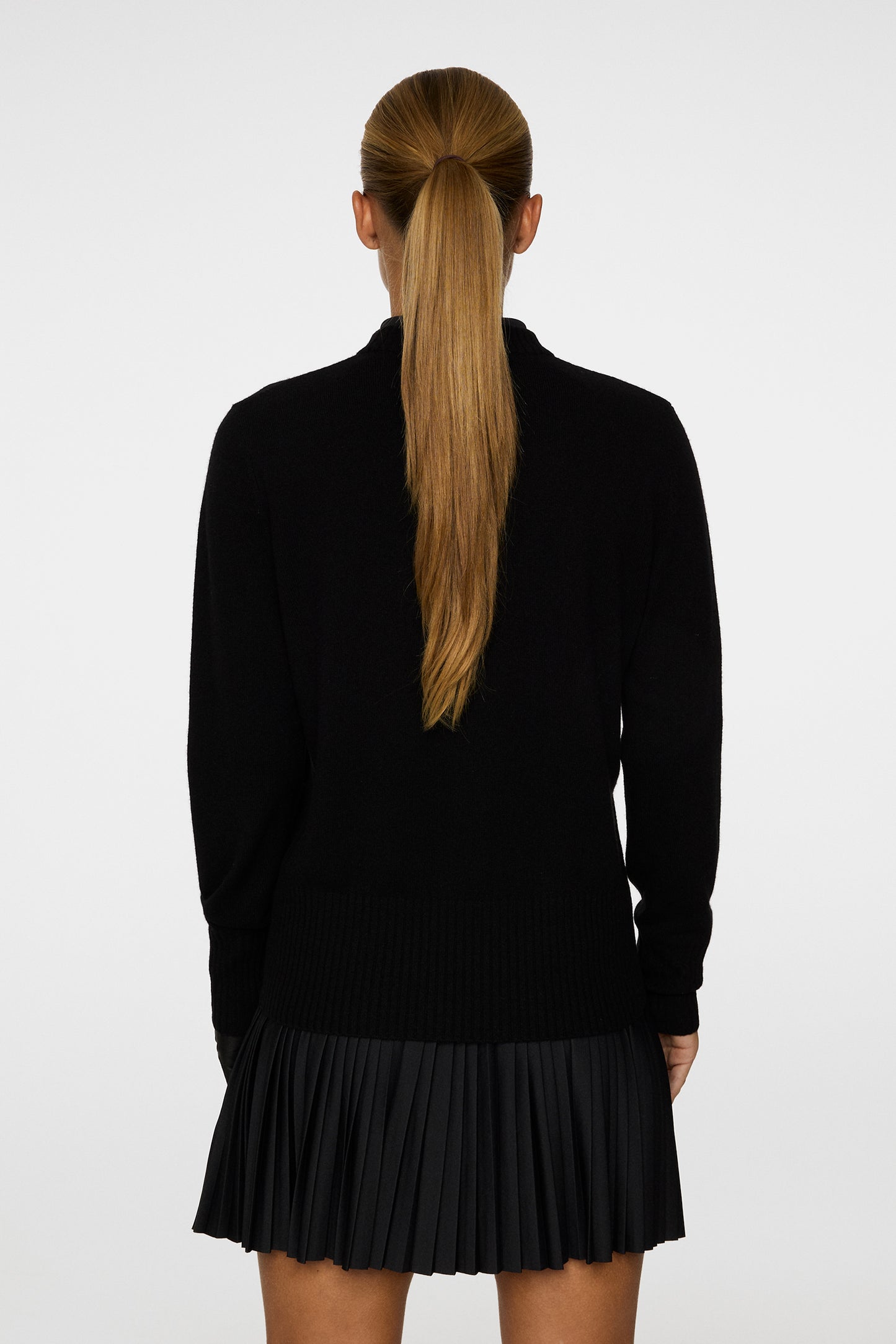 Mina Knitted Sweater in Black by J.Lindeberg