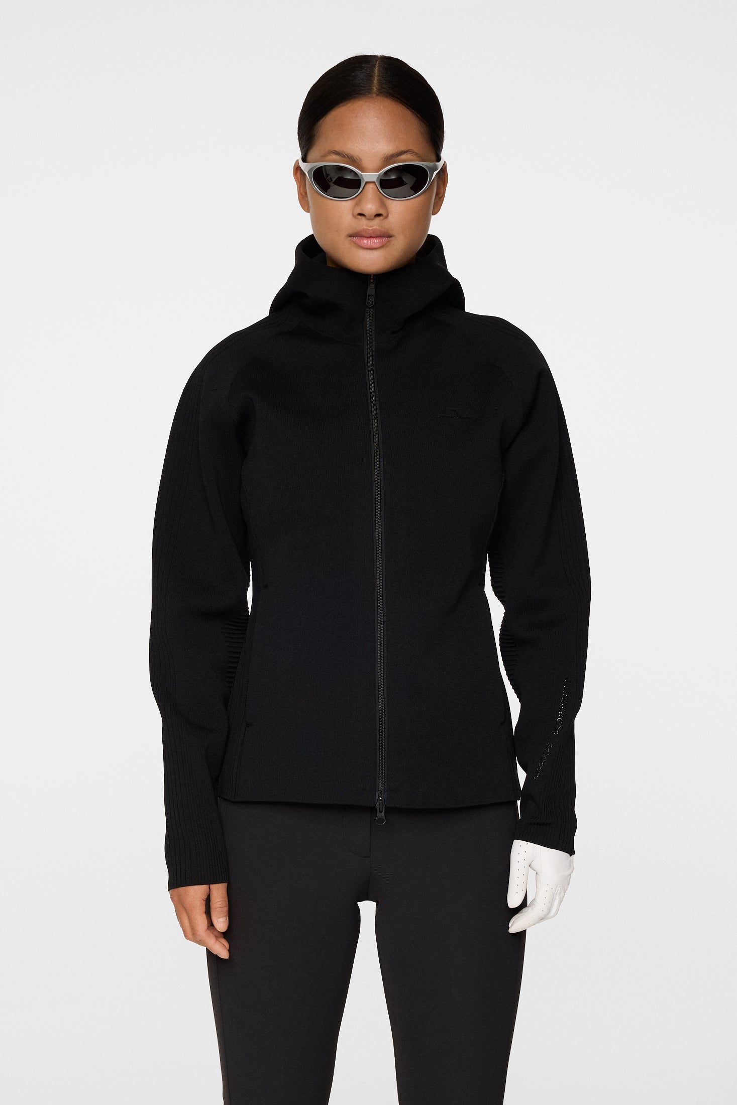 J.LINDEBERG | Ignite Progress