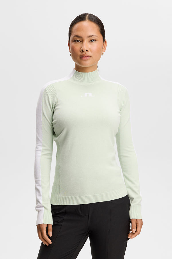 Adia Knitted Sweater / Subtle Green