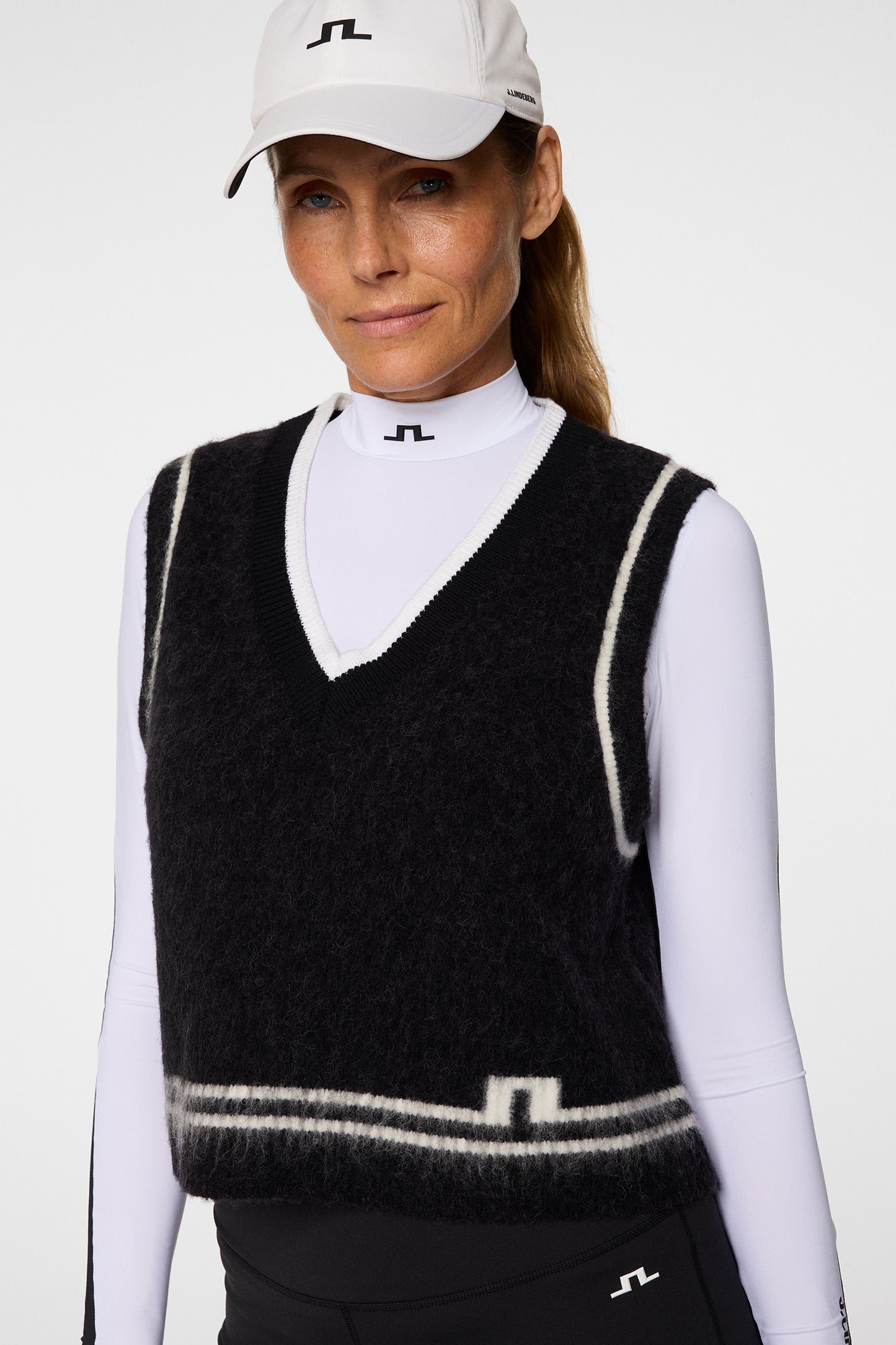 Noelle Knitted Vest in Black by J.Lindeberg