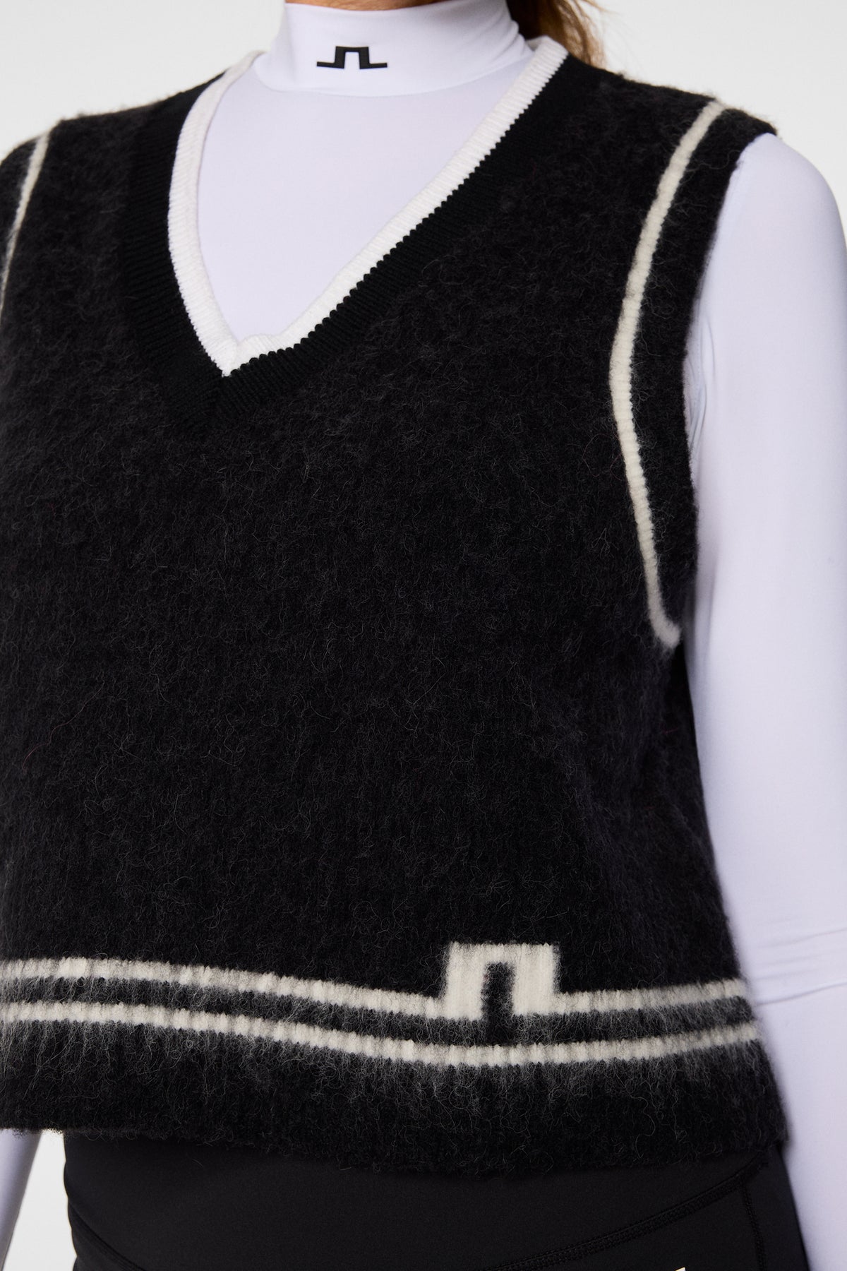 Noelle Knitted Vest in Black by J.Lindeberg