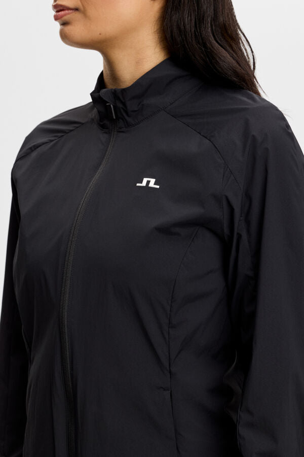 Thorine Wind Packable Jacket / Black