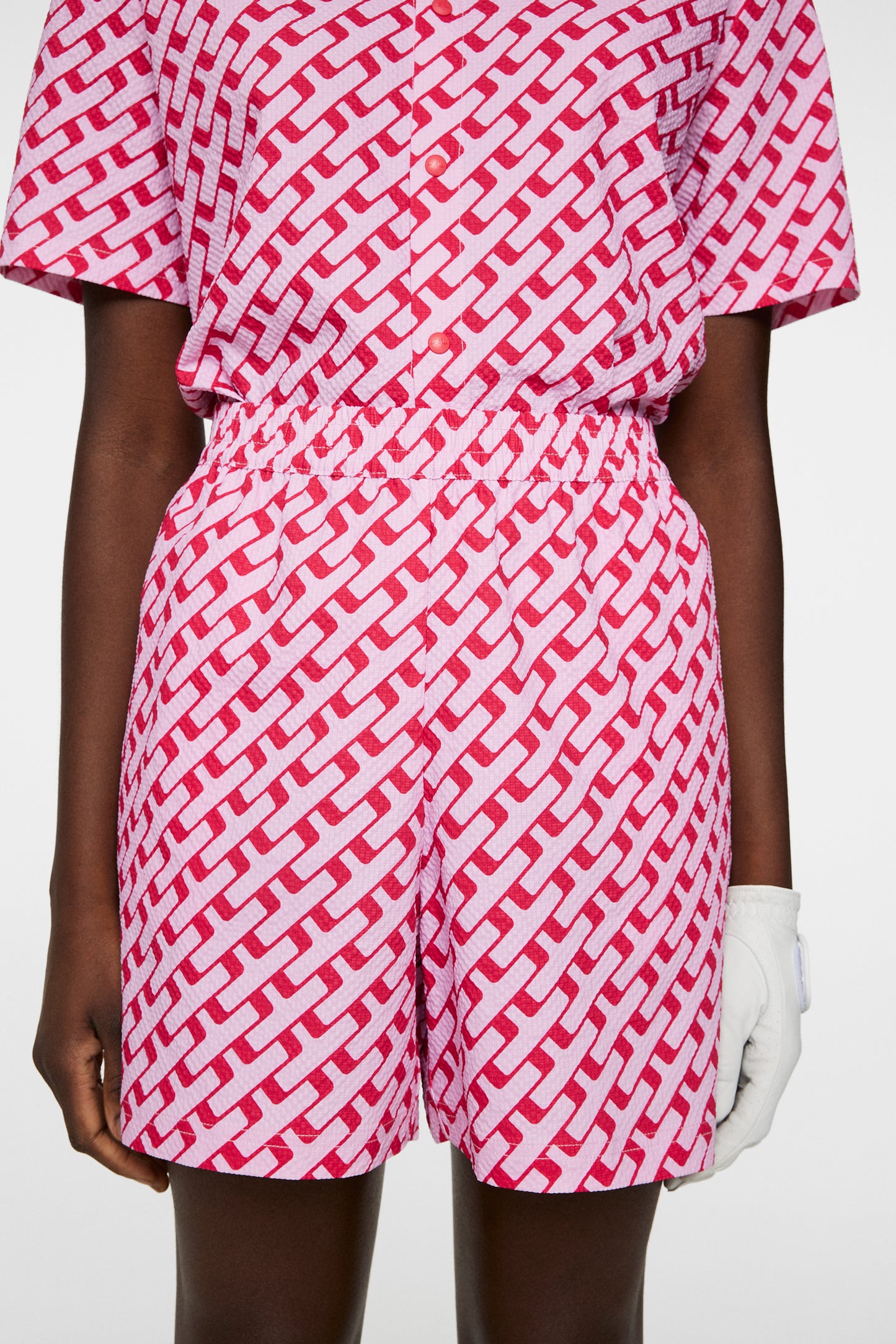 Diana Printed Shorts in Tour Geo Pink M by J.Lindeberg