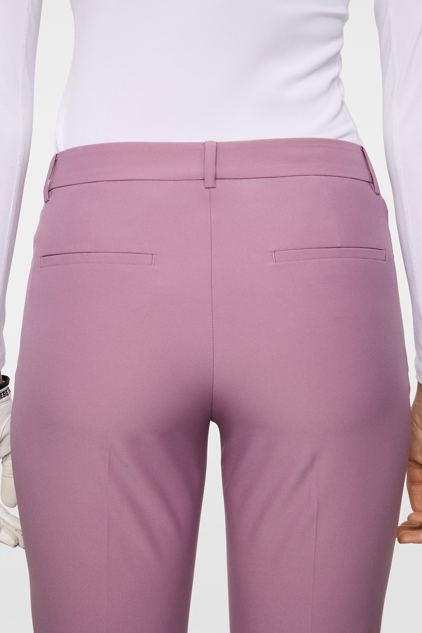 Pia Pant in Very Grape by J.Lindeberg