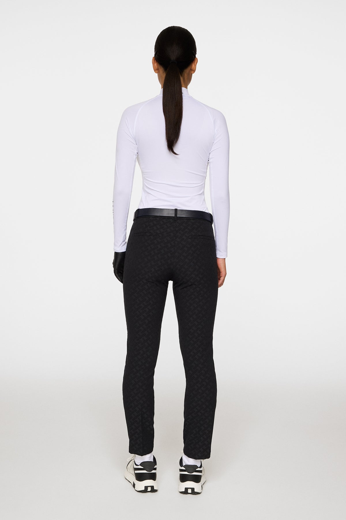 Pia Bridge Pant in Black by J.Lindeberg