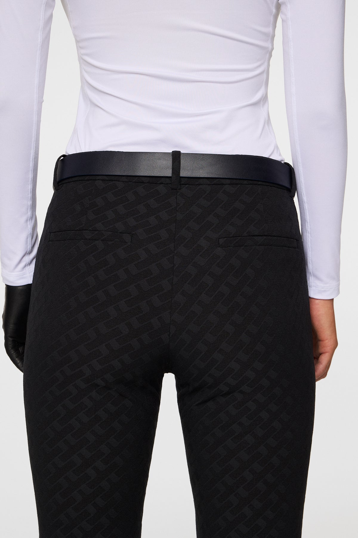 Pia Bridge Pant in Black by J.Lindeberg