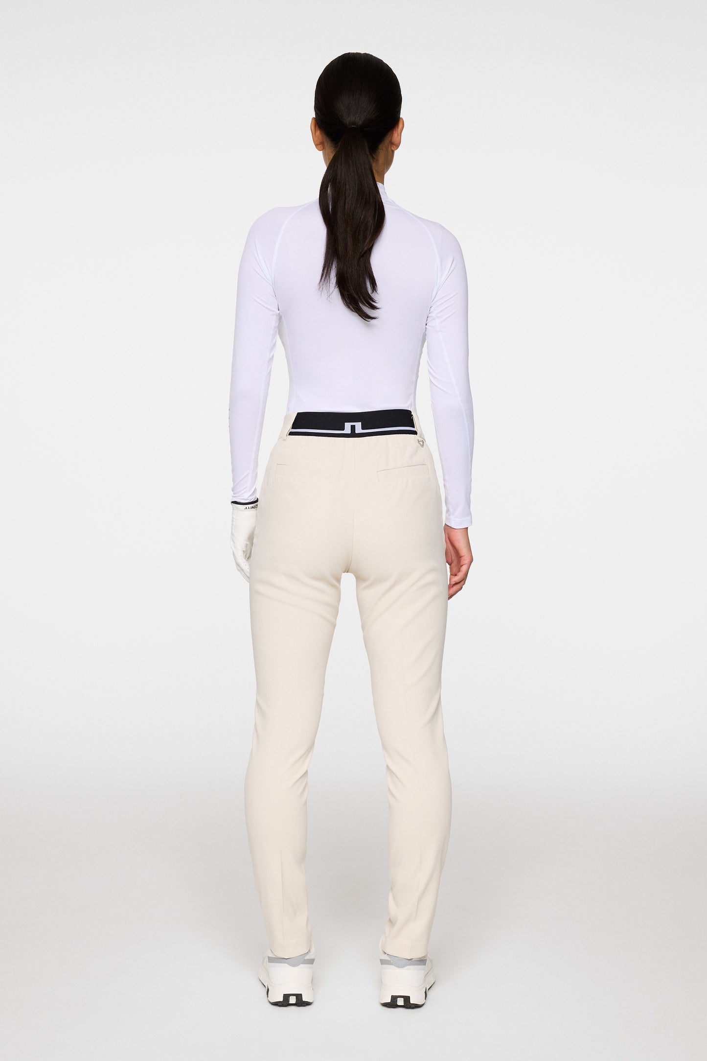 Pinja Pant in Moonbeam by J.Lindeberg