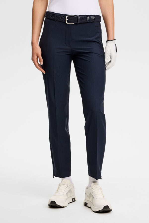 Pia Pant / JL Navy