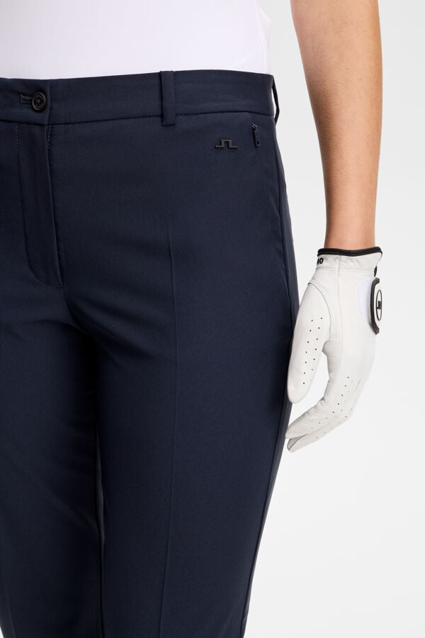 Pia Pant / JL Navy