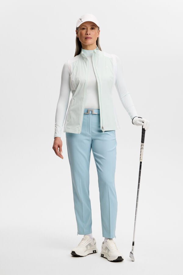 Pia Pant / Forget-Me-Not