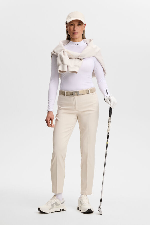 Pia Pant / Moonbeam