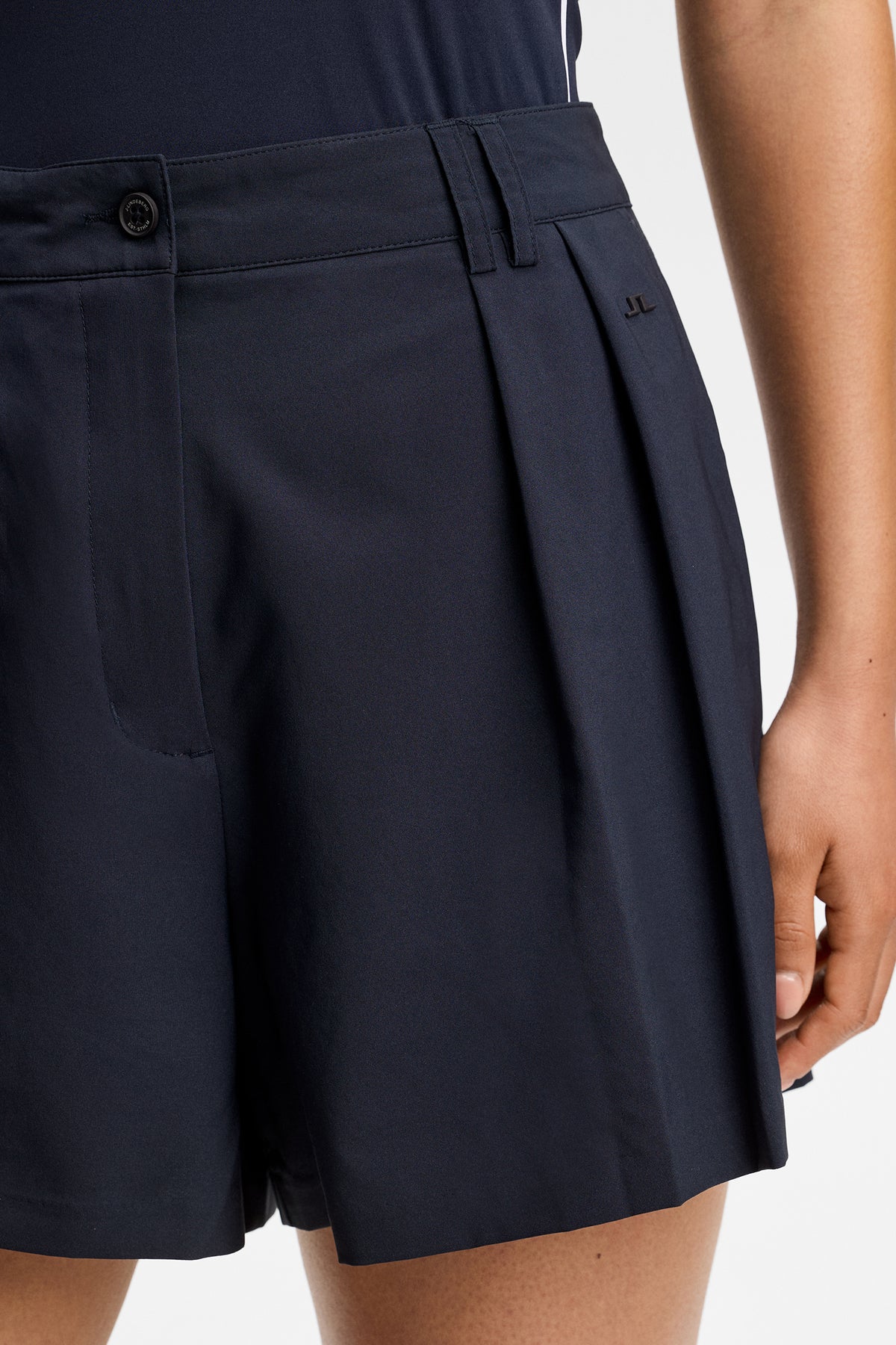 Carmen Shorts in JL Navy by J.Lindeberg