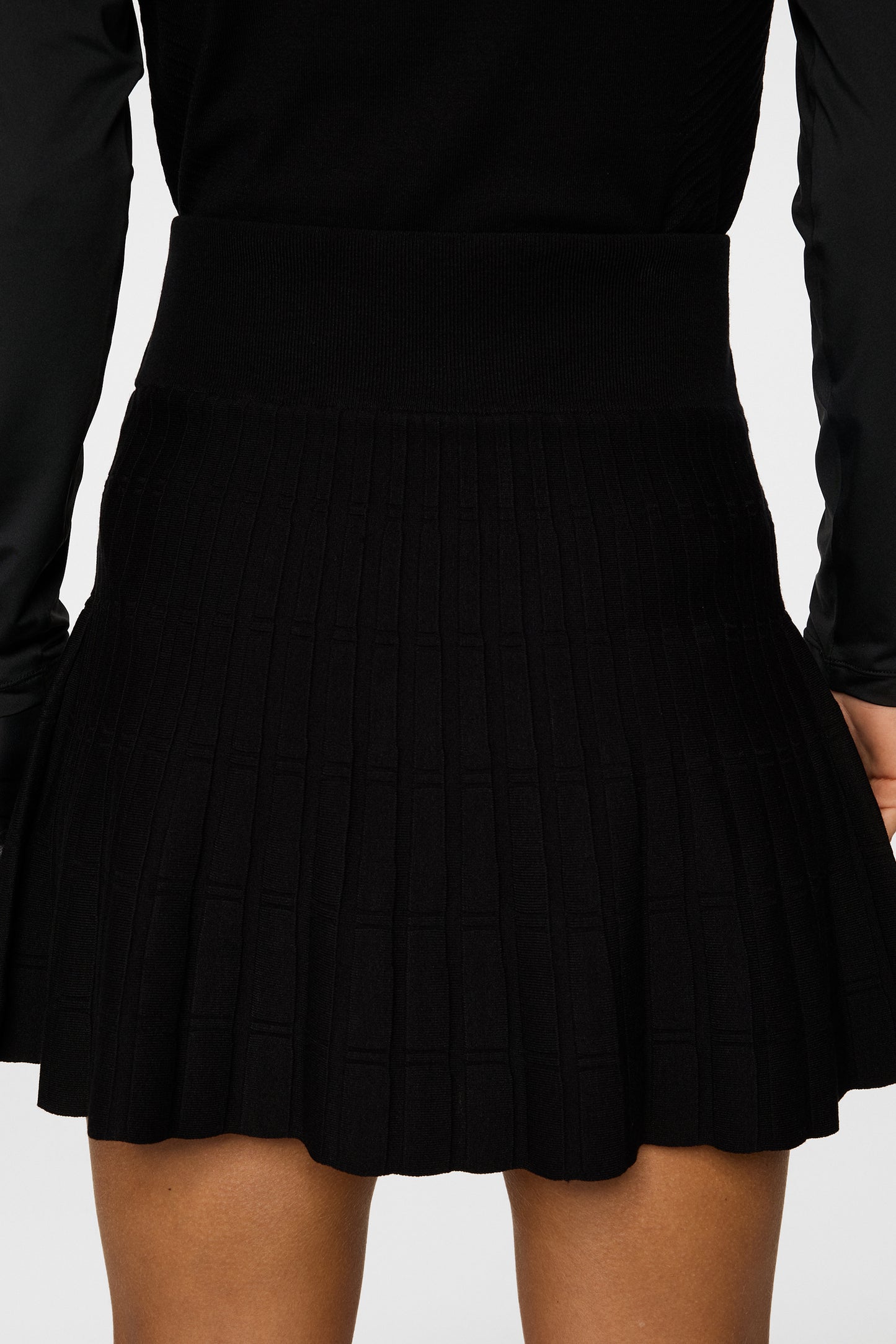 Esmeralda Knitted Skirt in Black by J.Lindeberg