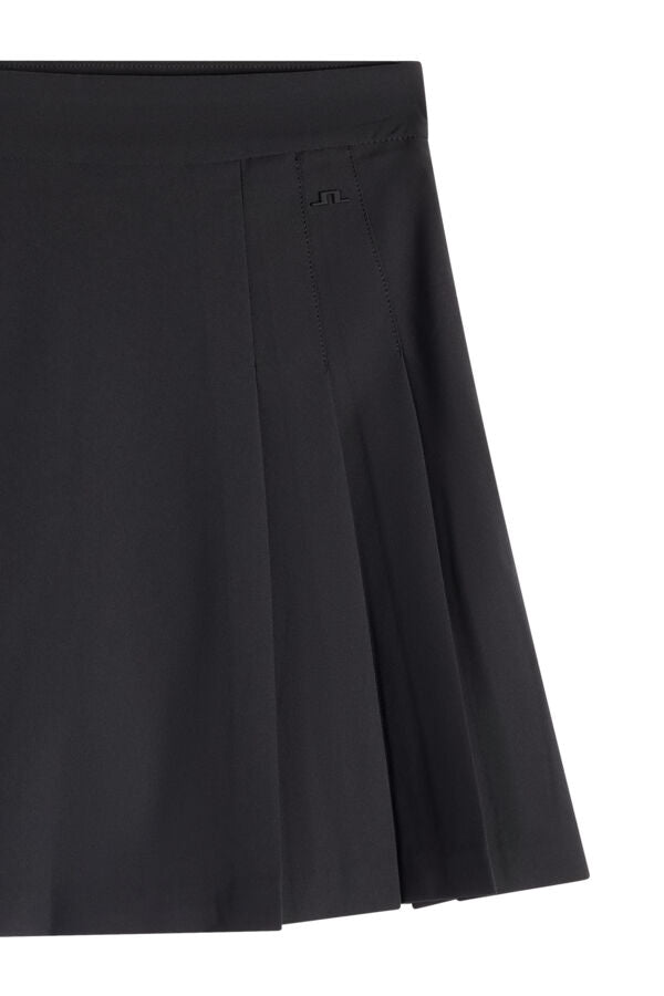 Alesia Skirt | Pleated Golf Skirt | J.LINDEBERG®