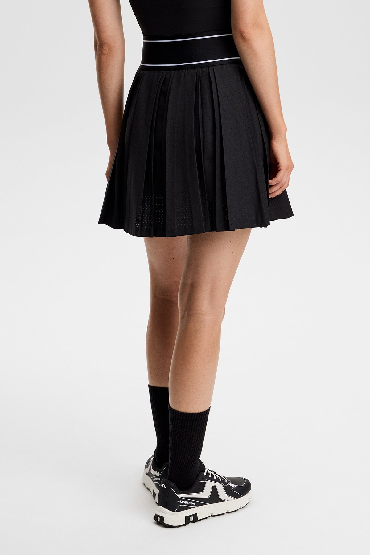 Cheryl Skirt in Black by J.Lindeberg