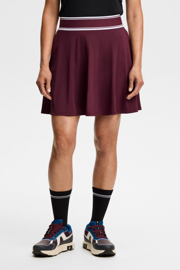 Aella Flared Skirt / Winetasting